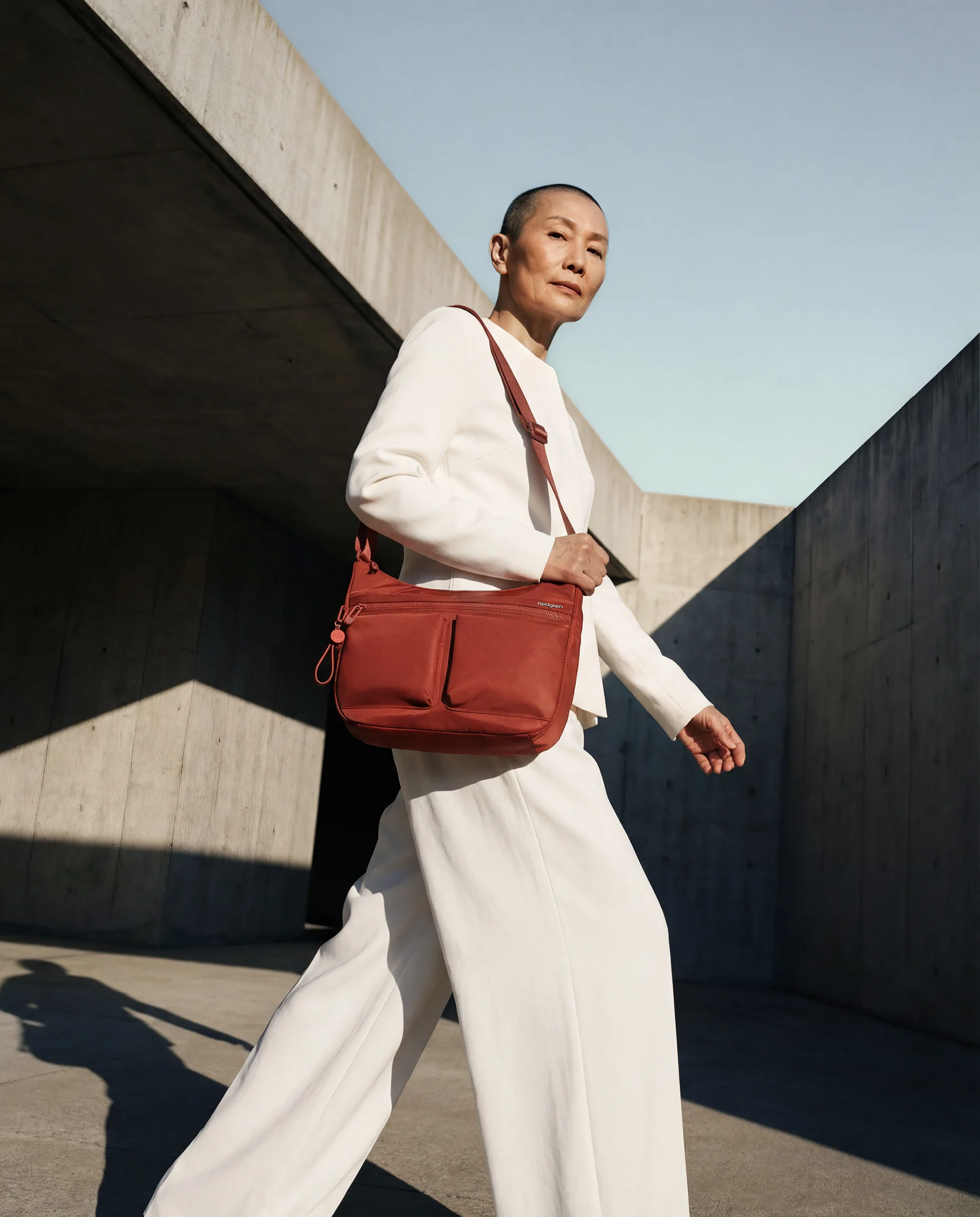 ALEX | Large Crossbody A4 + RFID | 100% Recycled RPET - Image 2