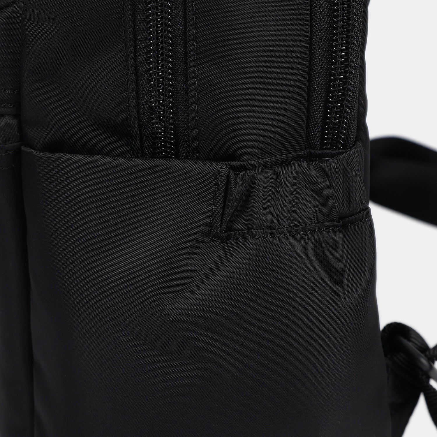 AVA | Square Backpack 15.4" + RFID - Image 7
