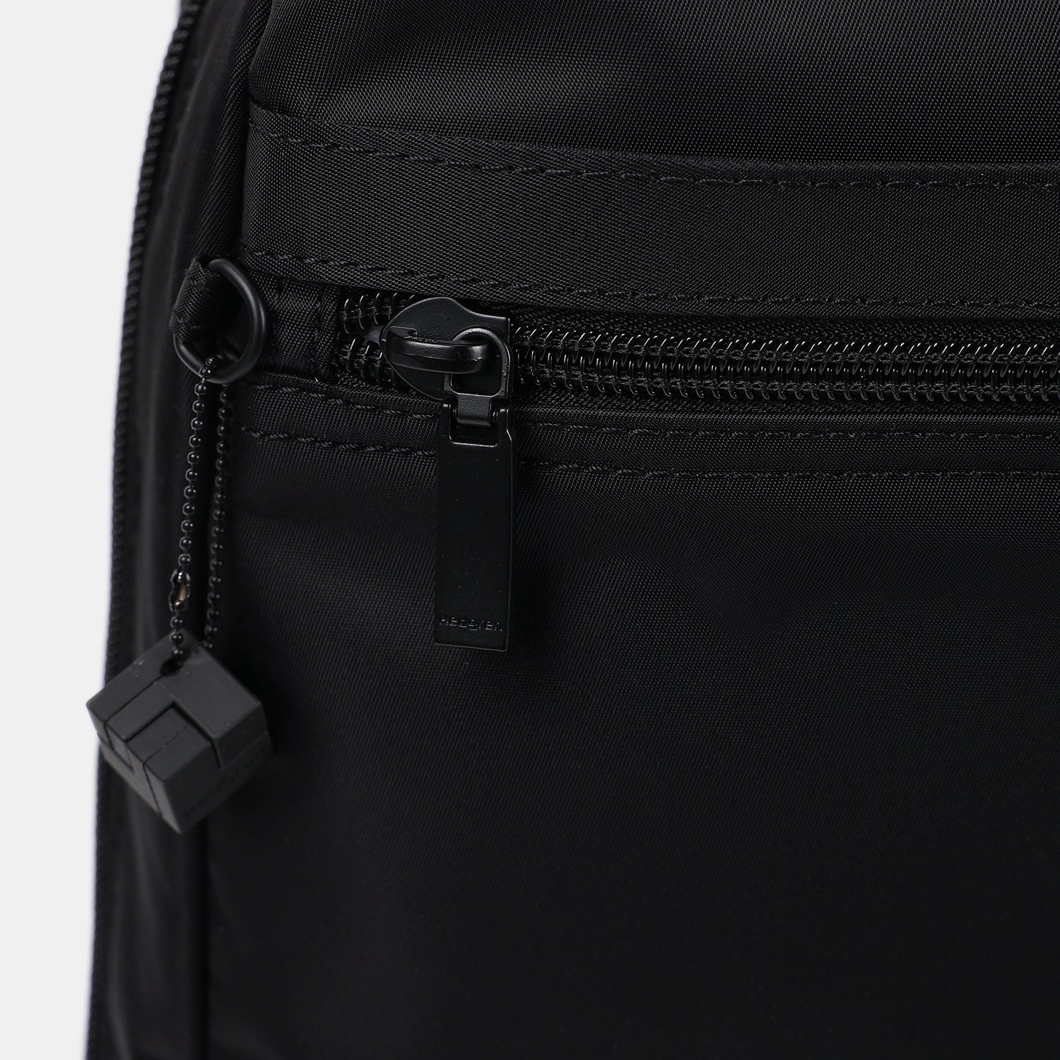 AVA | Square Backpack 15.4" + RFID - Image 8