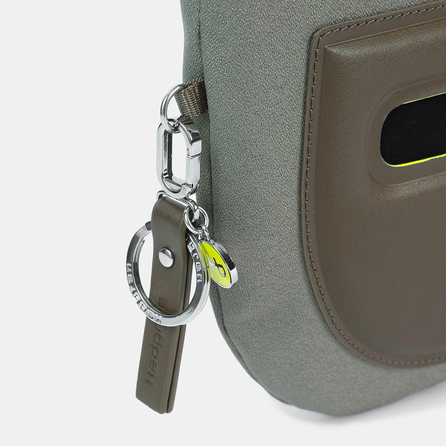 BONBON L | Halfmoon Crossbody L + RFID - Image 5