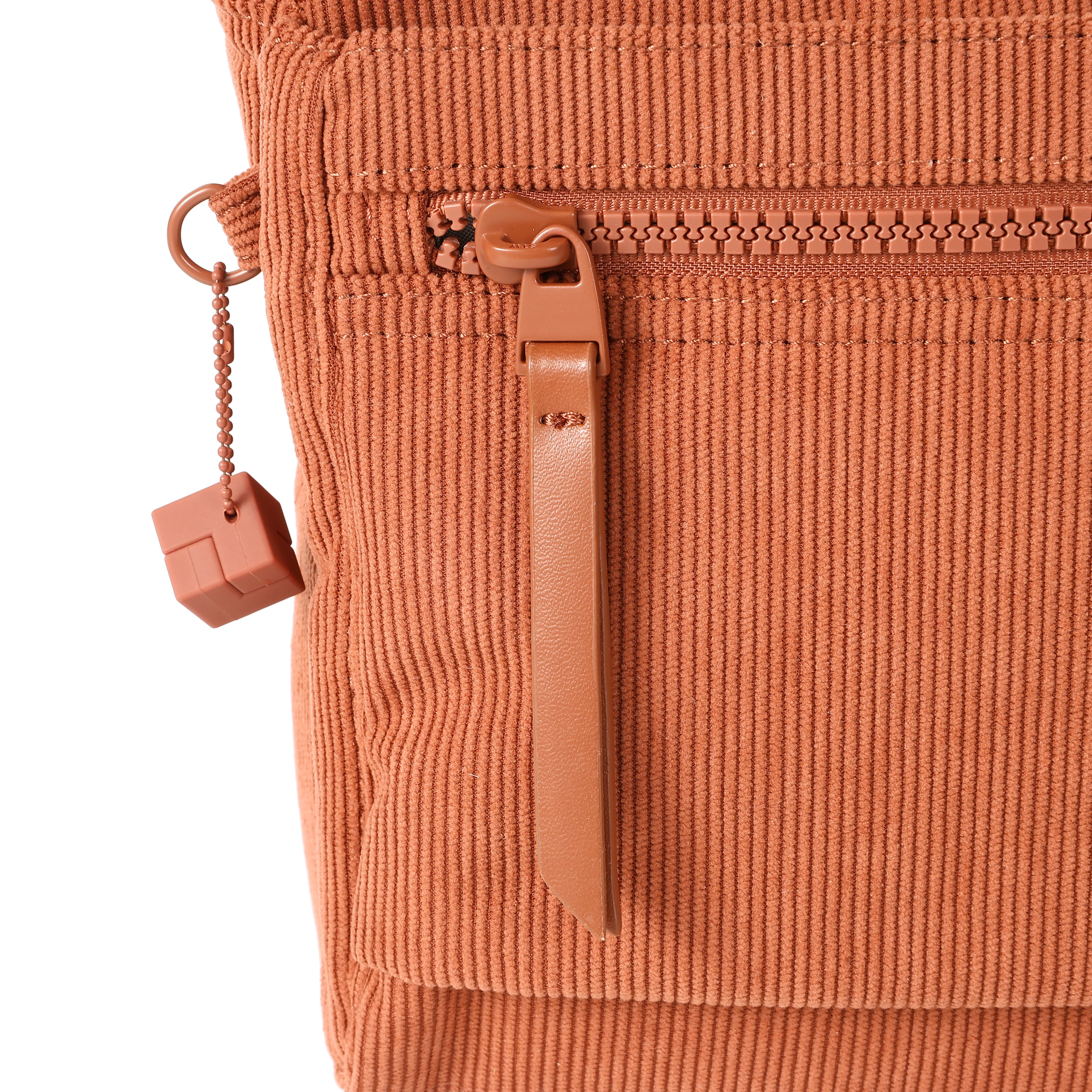 EYE Medium | Crossbody M + RFID - Image 5