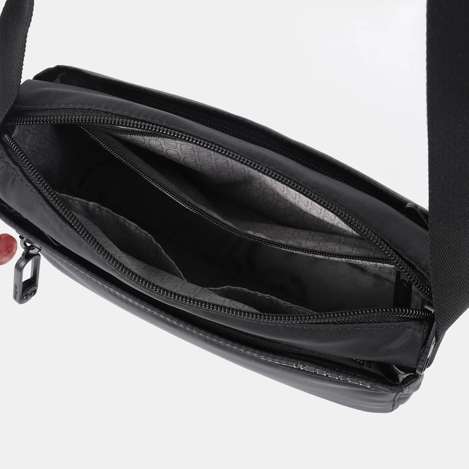 EYE | Crossbody + RFID | 100% Recycled RPET - Image 6
