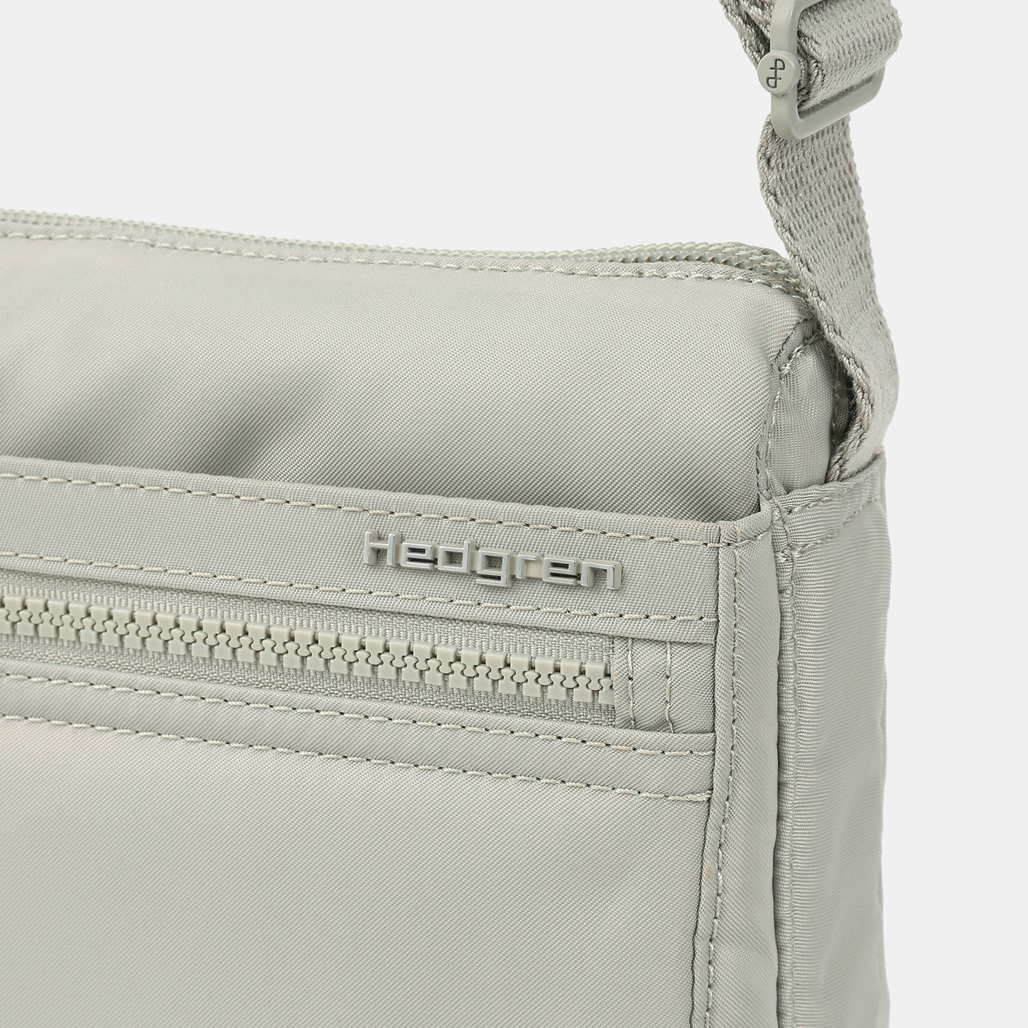 EYE | Crossbody + RFID | 100% Recycled RPET - Image 4