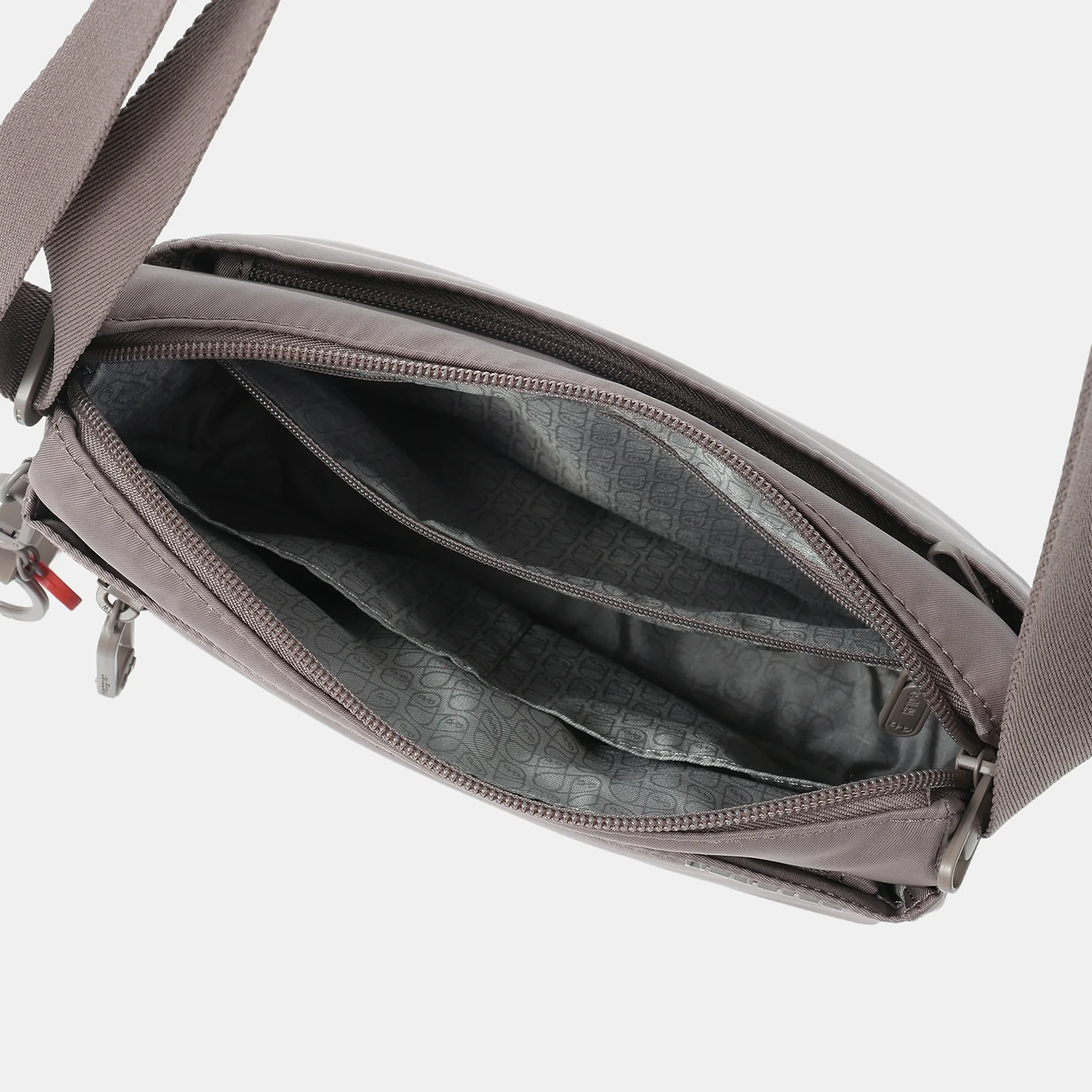 EYE | Crossbody + RFID | 100% Recycled RPET - Image 6