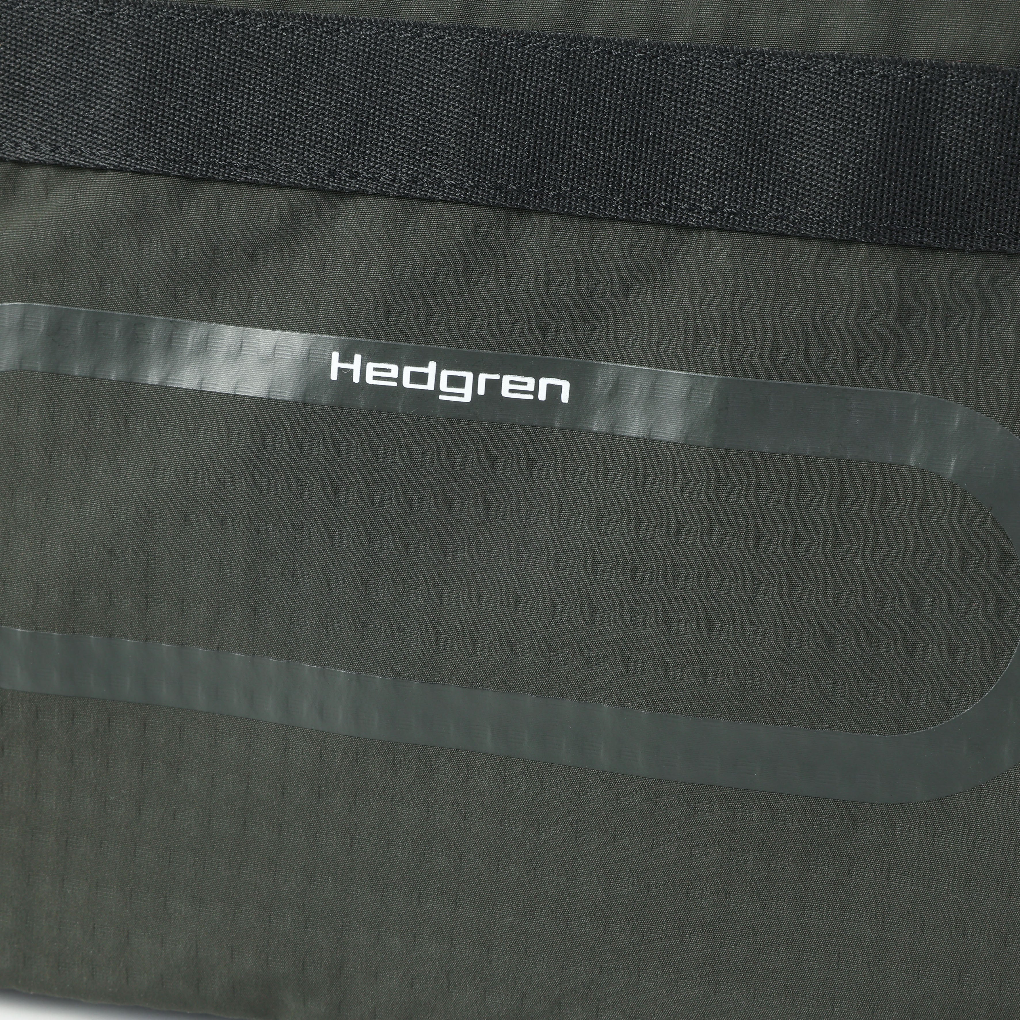 ICHI M | Medium Crossover + RFID - Image 4