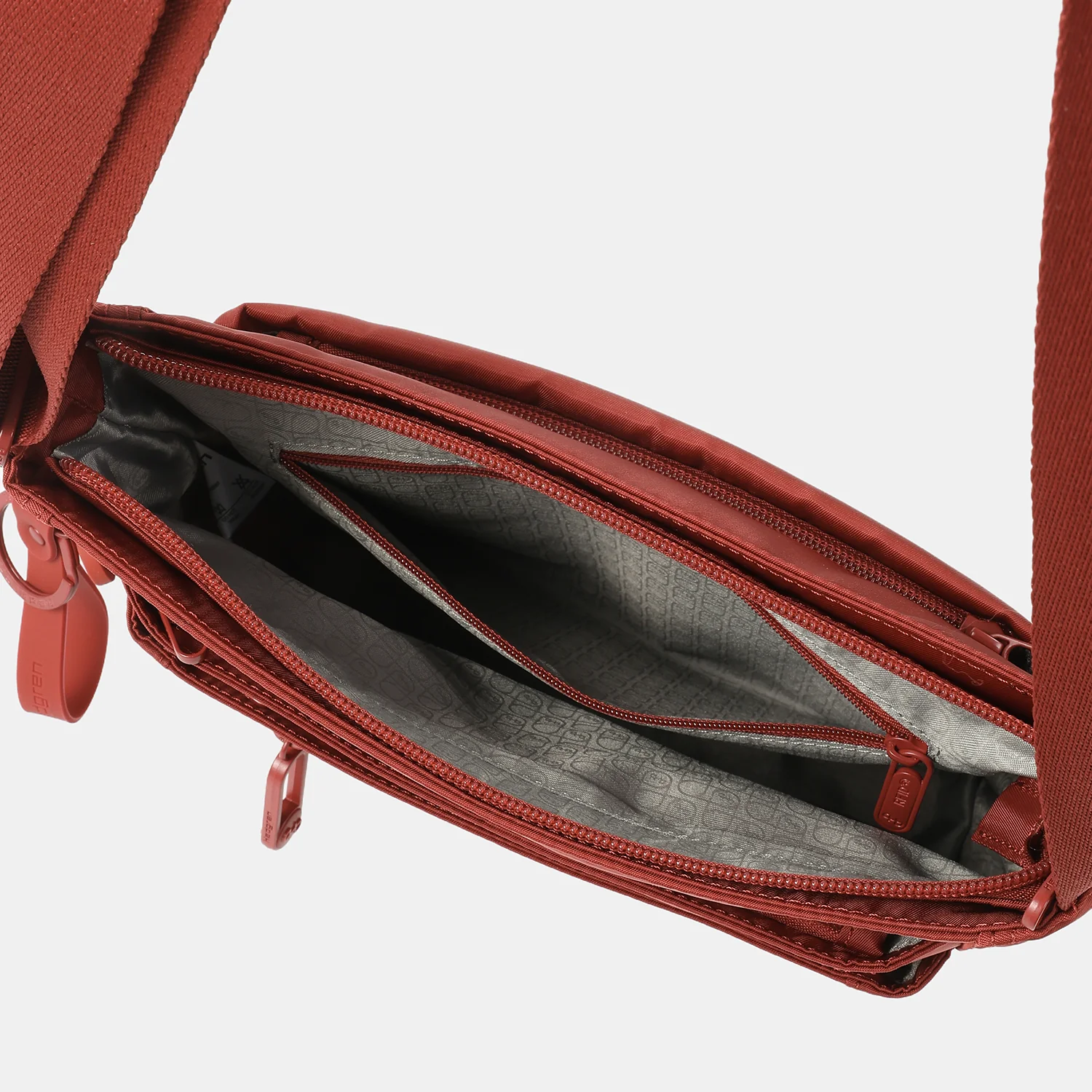 ORVA | Crossbody + RFID | 100% Recycled RPET - Image 6