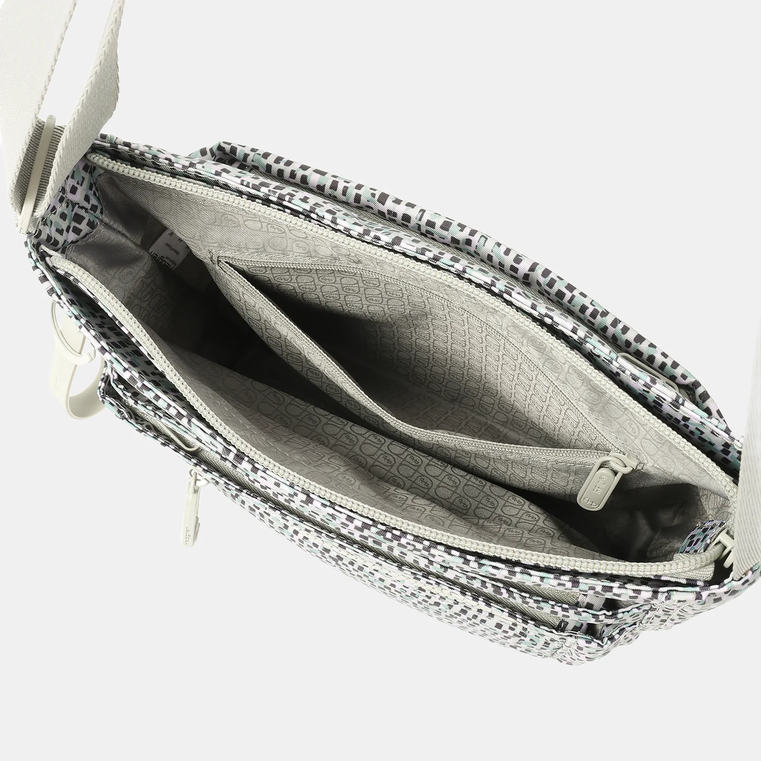 ORVA | Crossbody + RFID | 100% Recycled RPET - Image 6