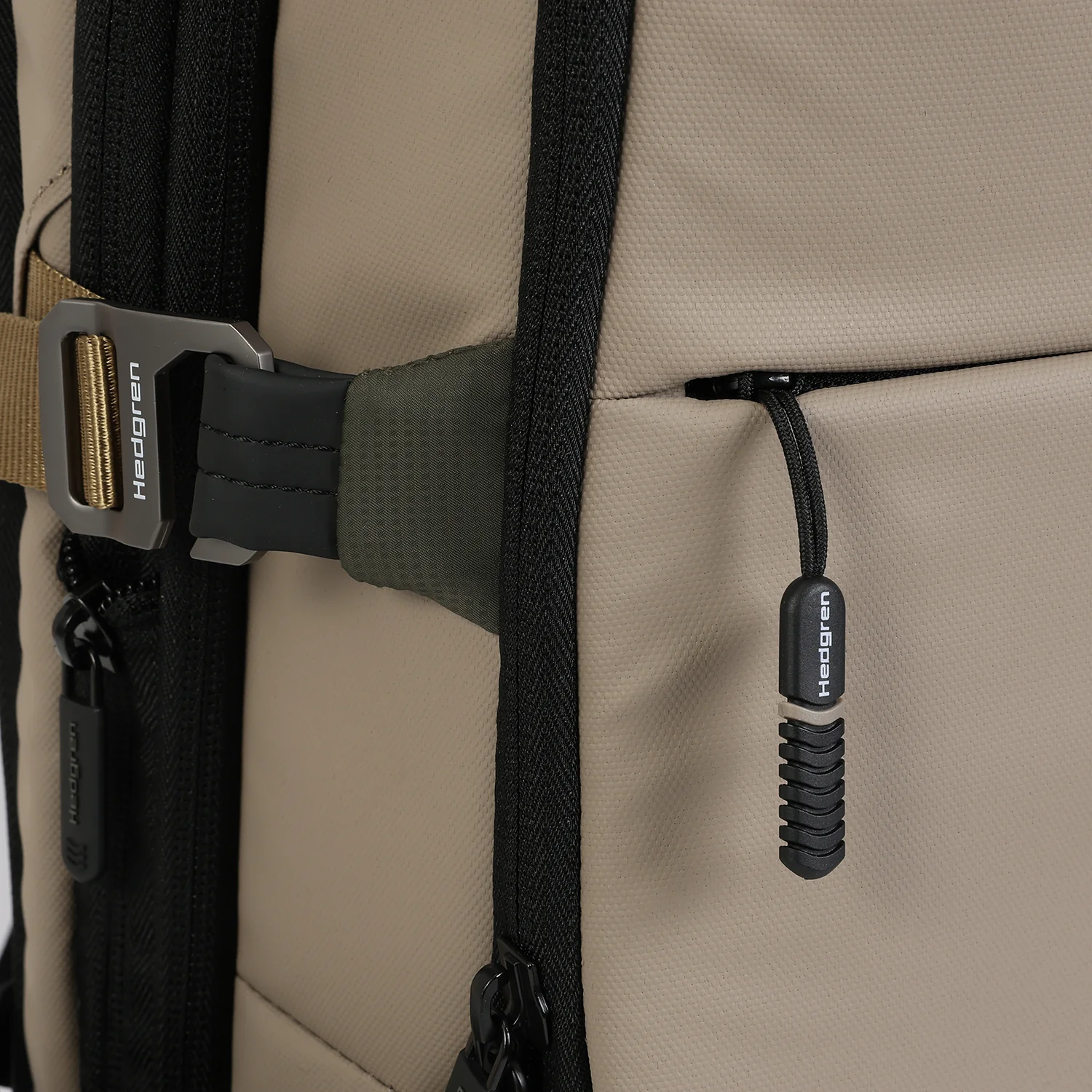 SUBURBANITE | Overnight Backpack 15.6" + rain cover + RFID - Image 6