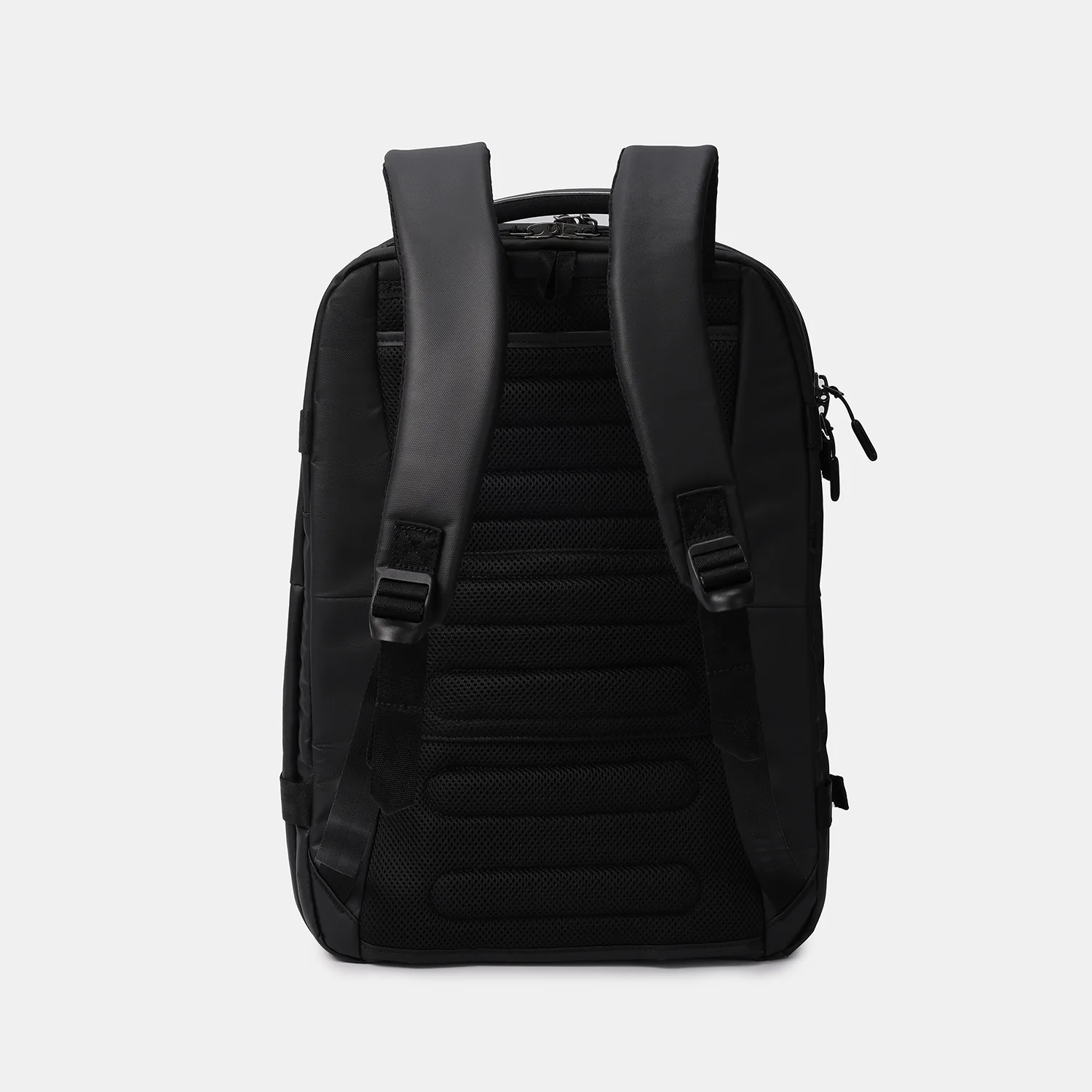 TRIP M P | travel Backpack M 15.6" + RFID - Image 3