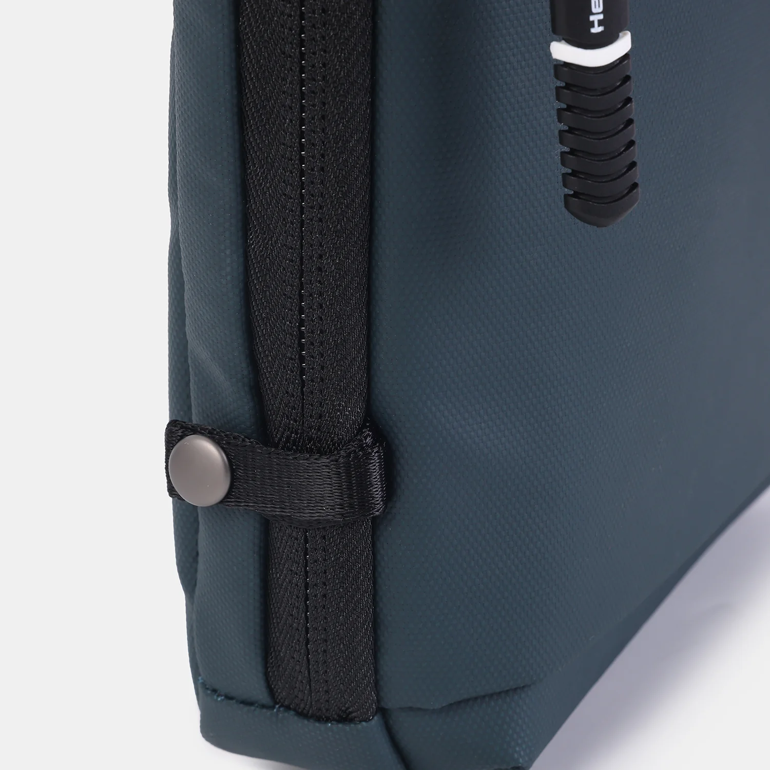 TURN | Small Crossbody + RFID - Image 7