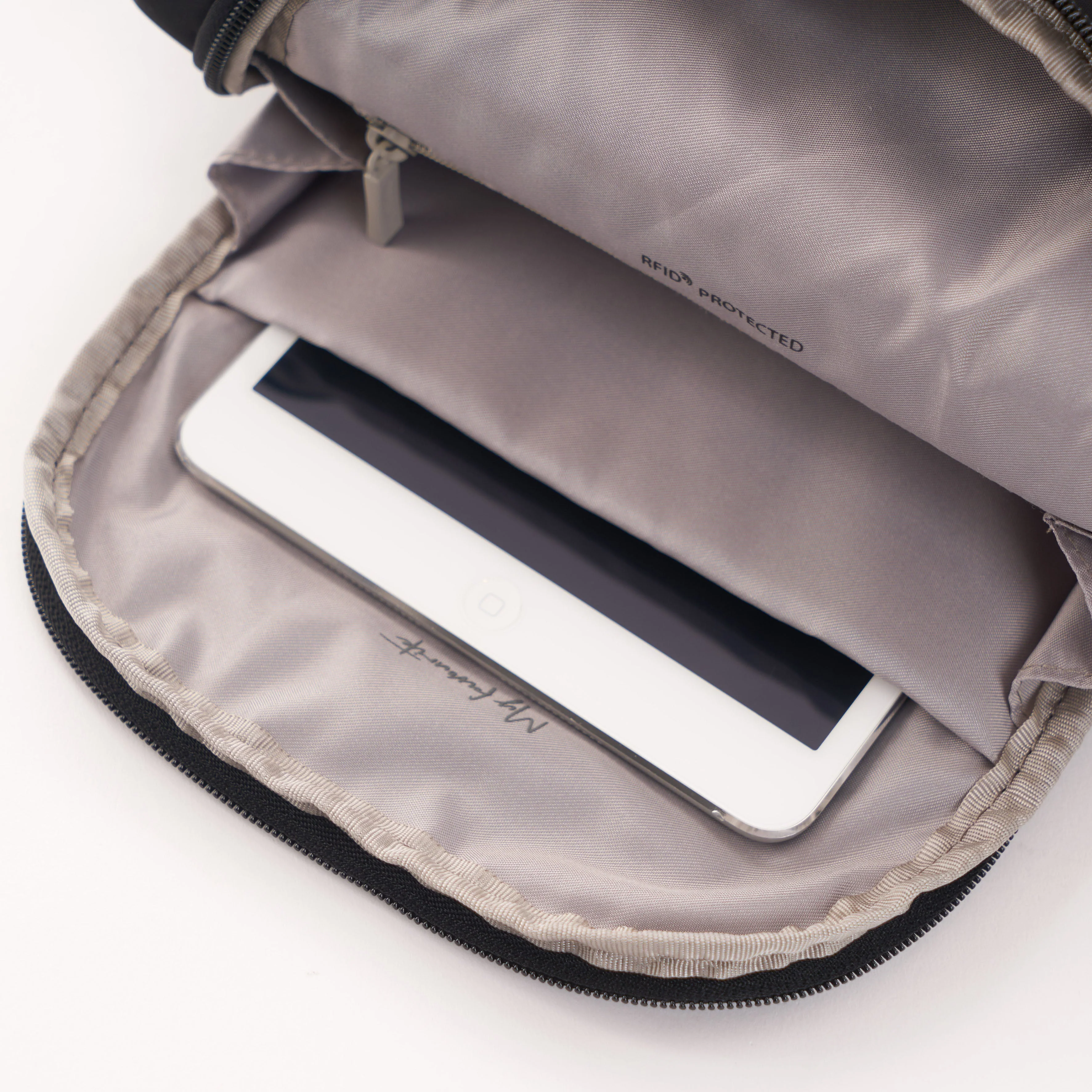 VOGUE Small | Backpack S + RFID - Image 7