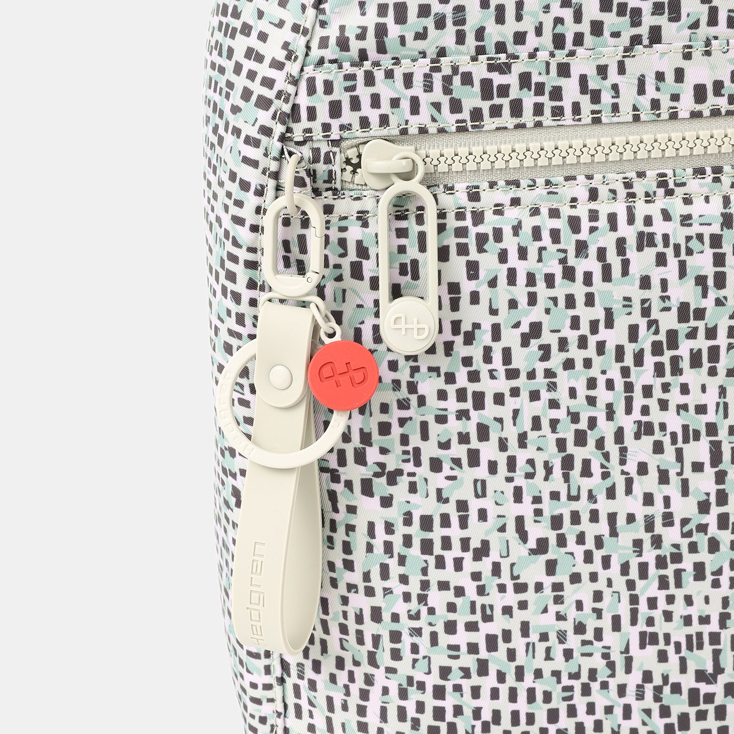VOGUE | Small Backpack + RFID | 100% Recycled RPET - Image 5
