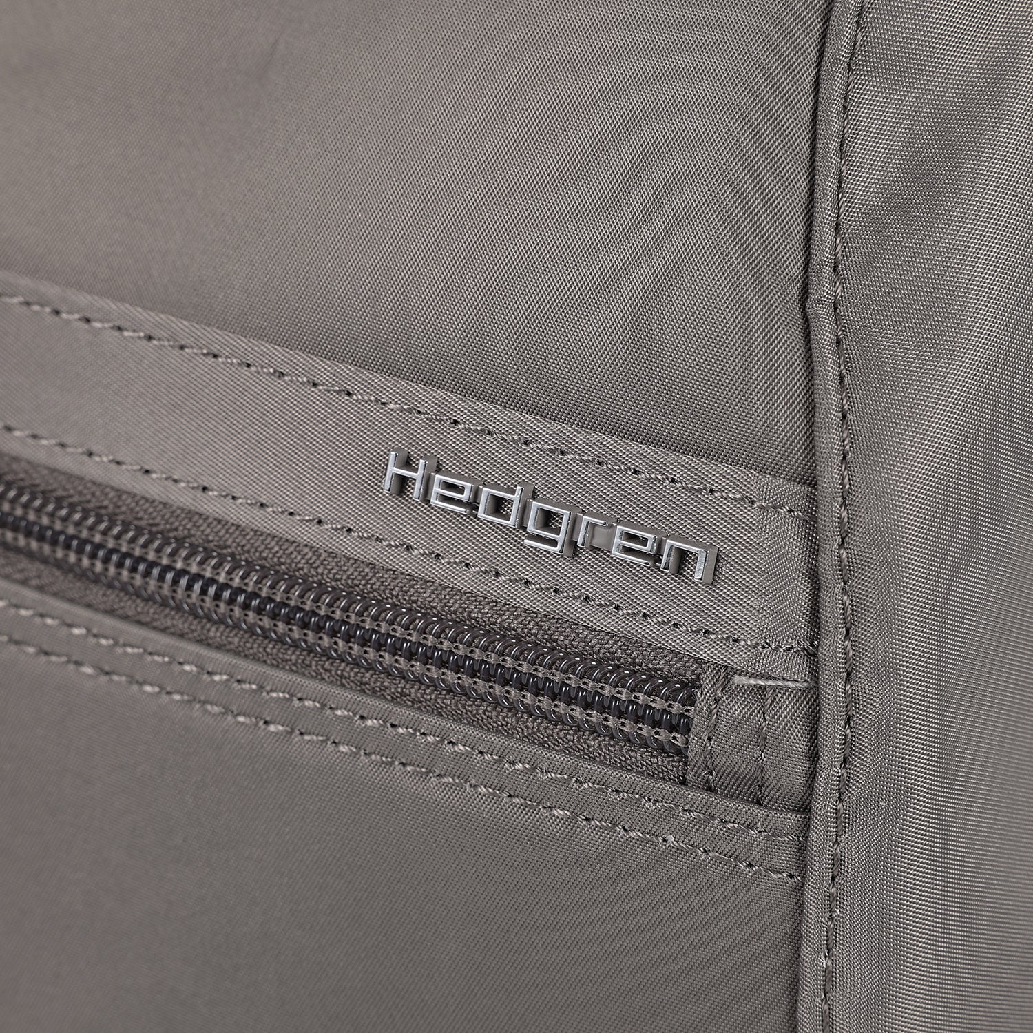 VOGUE Small | Backpack S + RFID - Image 7