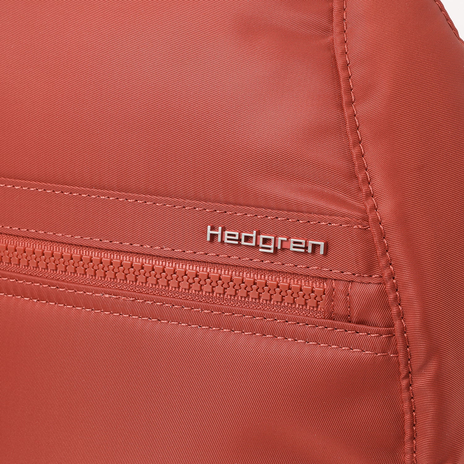 VOGUE L | Backpack L + RFID | 100% Recycled RPET - Image 4