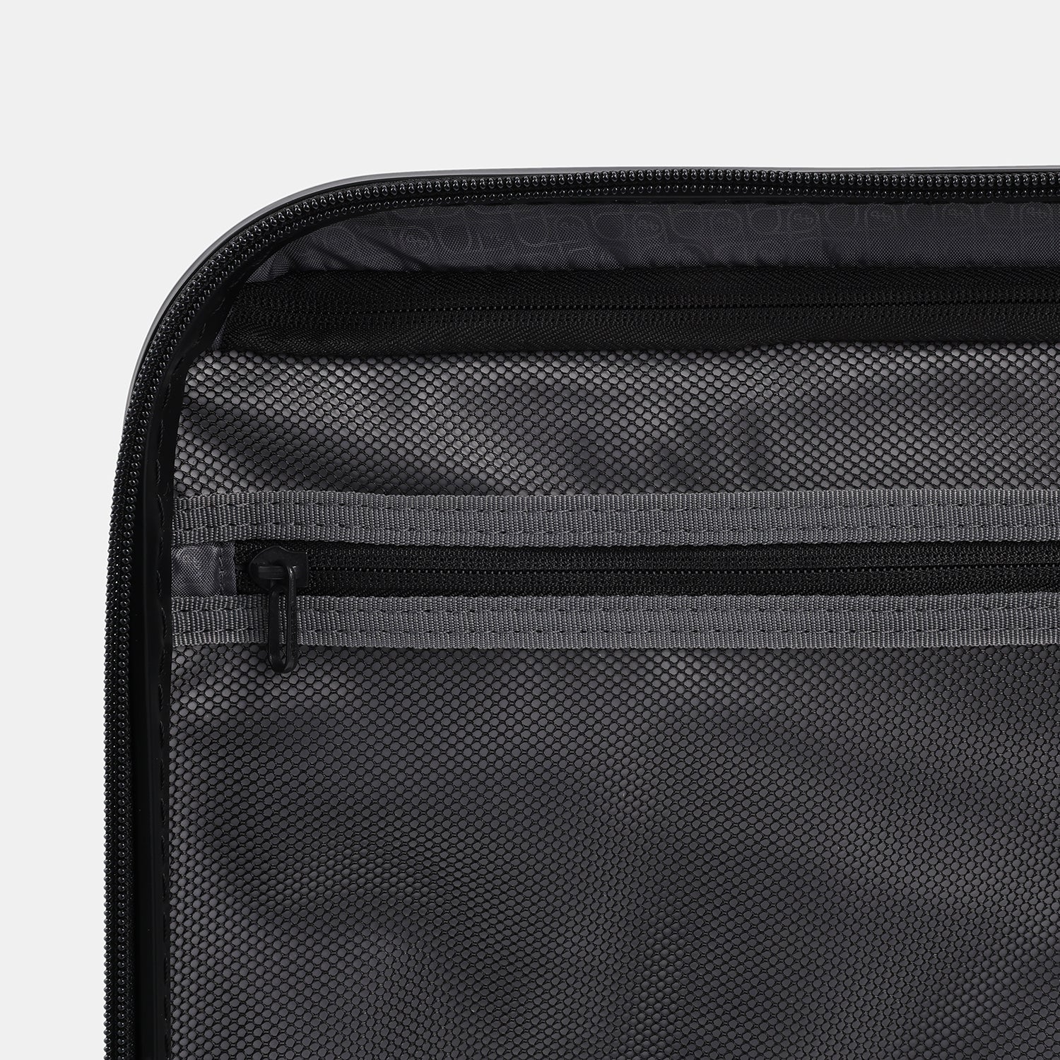 YUNO M EXP | Medium Check-In Spinner 65 cm Expandable + TSA - Image 15