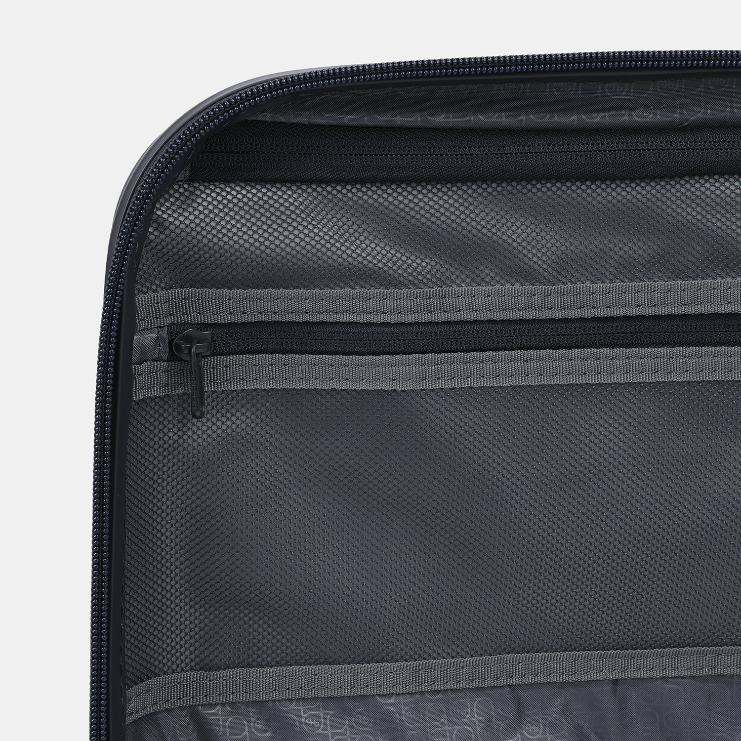 YUNO S FP | Cabin Spinner 55 cm + Front Pocket + TSA - Image 14