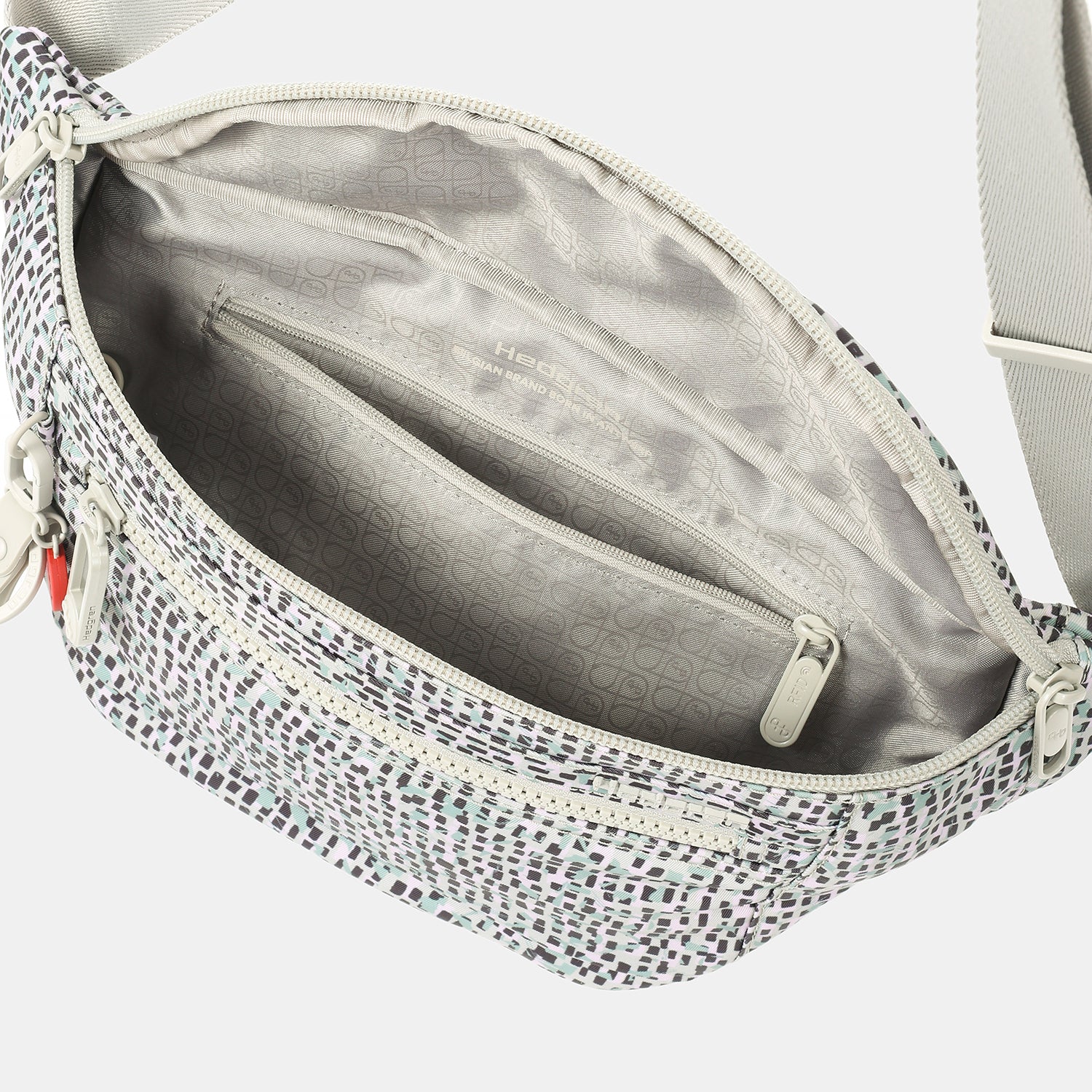 ZIVA | Waistbag & Crossbody + RFID | 100% Recycled RPET - Image 6